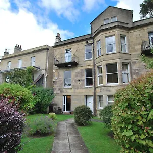 elmbrook.tophotelsbath.com/